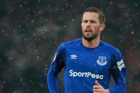 F1赛车赛场焦点！日本队对阵瑞士队，老将回归赛场，再度燃起斗志-乐动体育下载